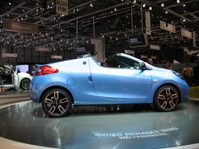renaultwind.jpg