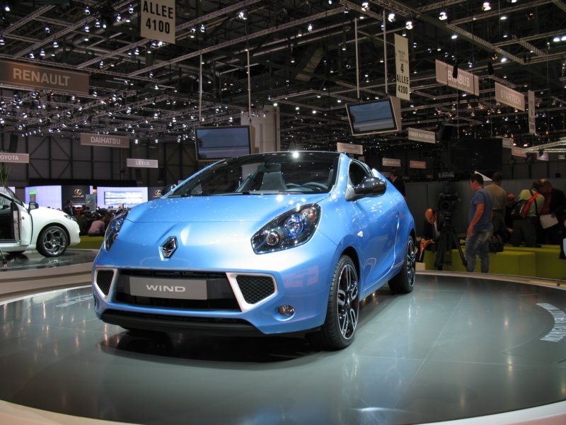 renaultwind18.jpg