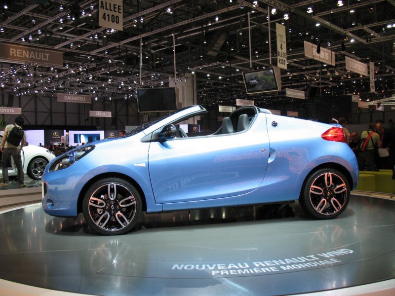 renaultwind25.jpg