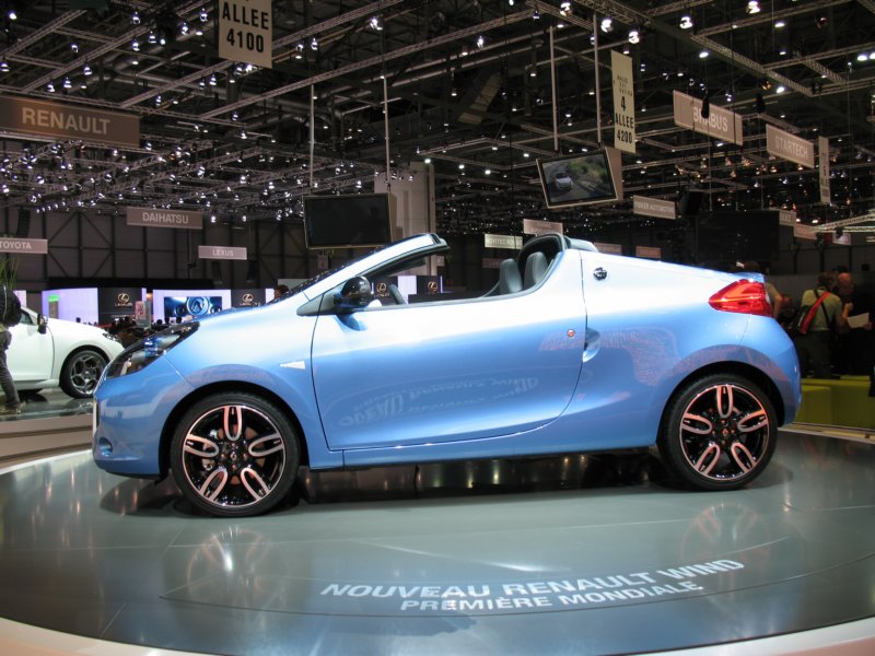 renaultwind26.jpg