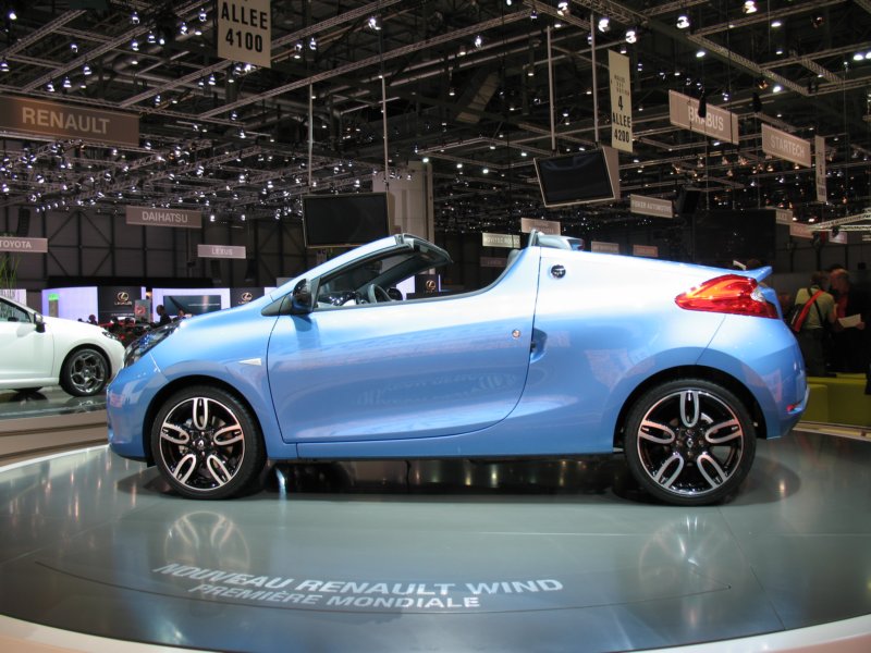 renaultwind29.jpg