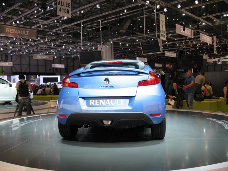 renaultwind39.jpg