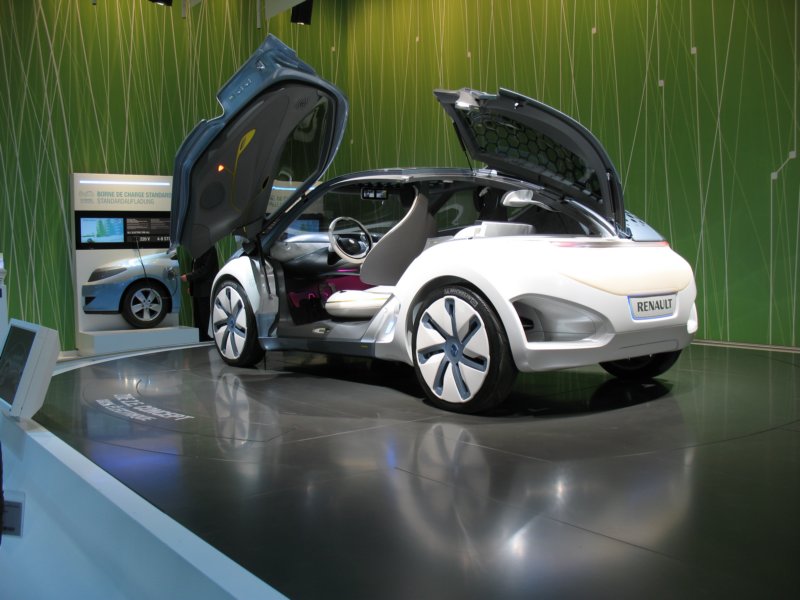 renaultzoeze17.jpg