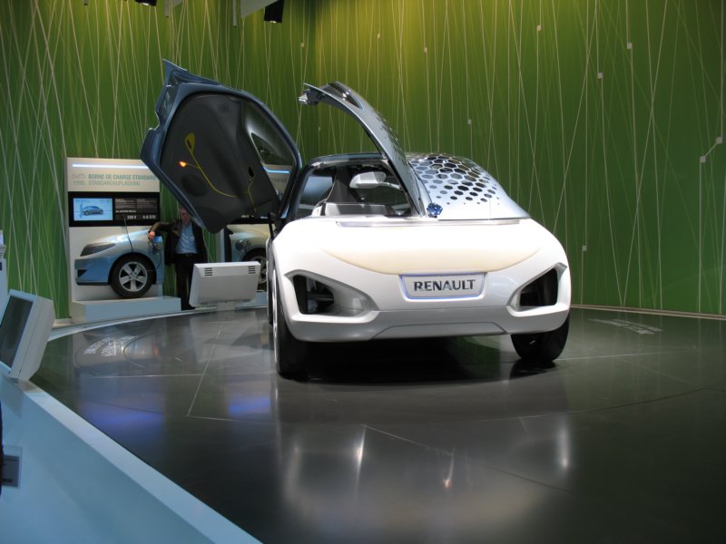 renaultzoeze22.jpg