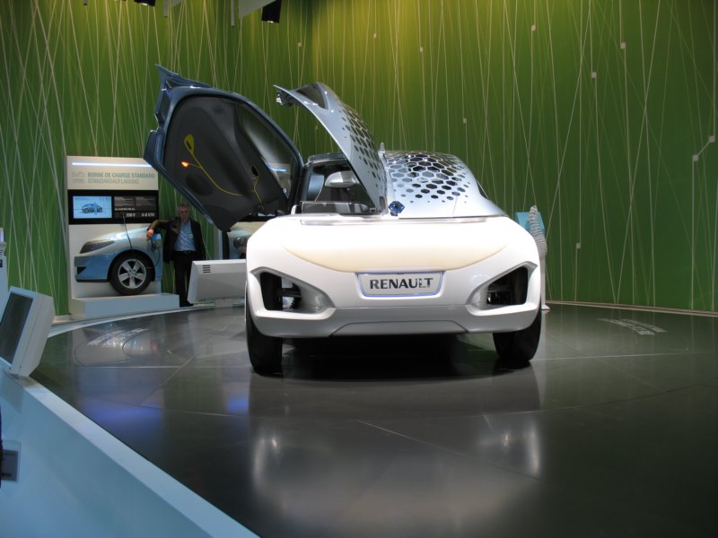 renaultzoeze23.jpg