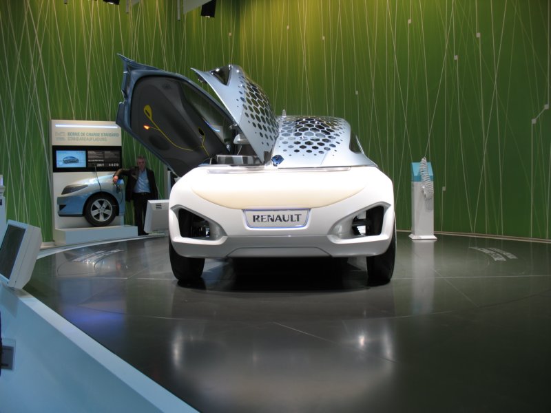 renaultzoeze24.jpg