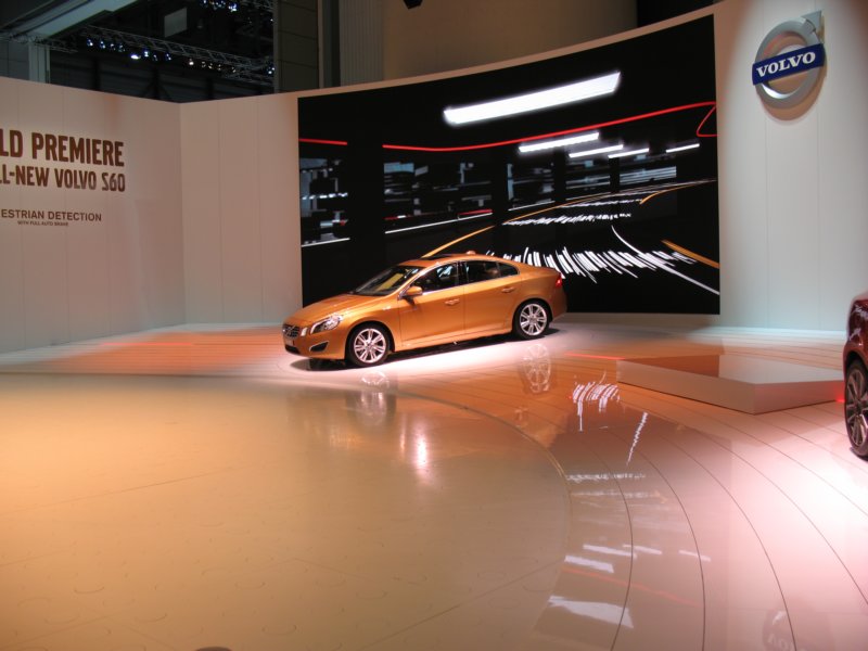 volvos60pedestriandetectionwithfullautobrake20.jpg