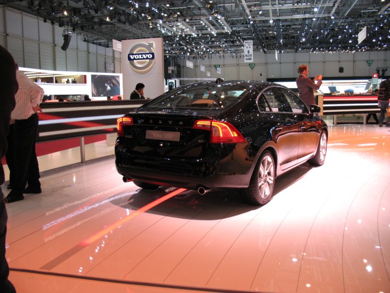 volvos60pedestriandetectionwithfullautobrake27.jpg