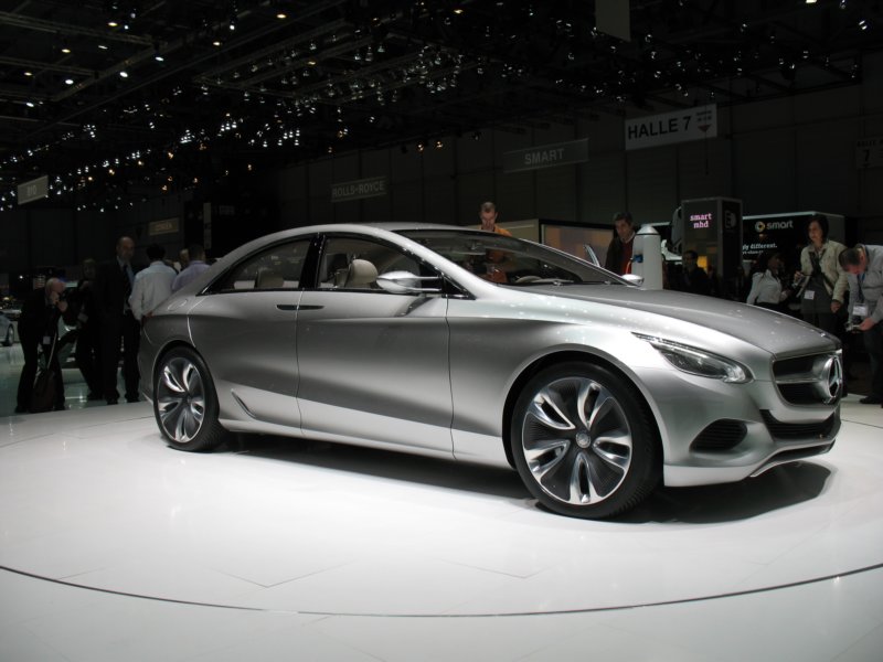 mercedesf800style4.jpg