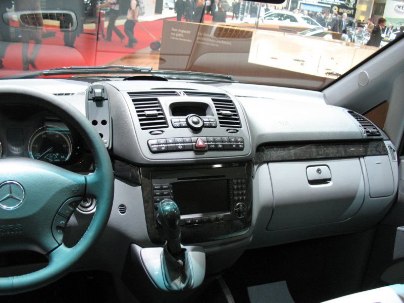 mercedesviano17.jpg