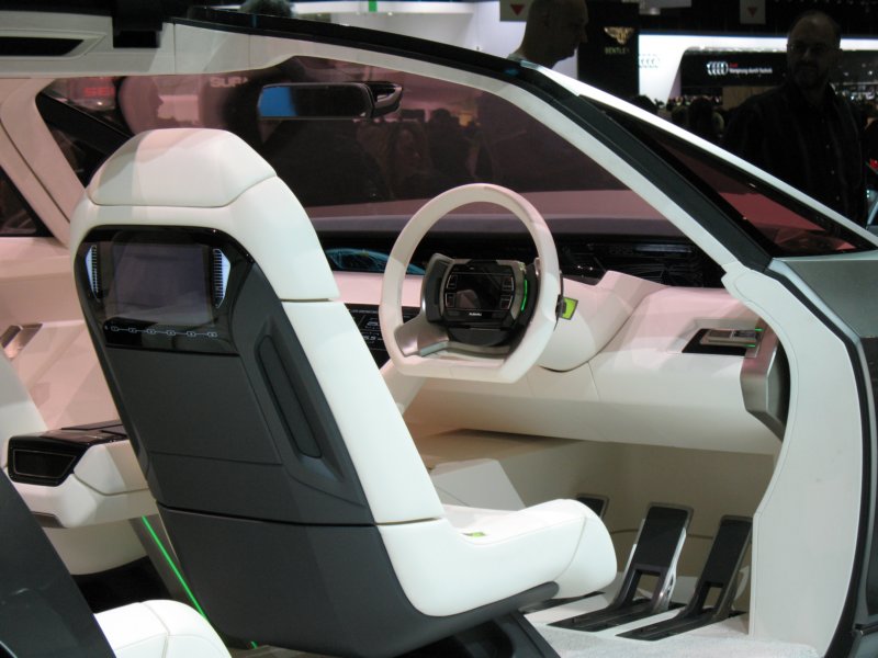 subaruhybridtourerconcept12.jpg