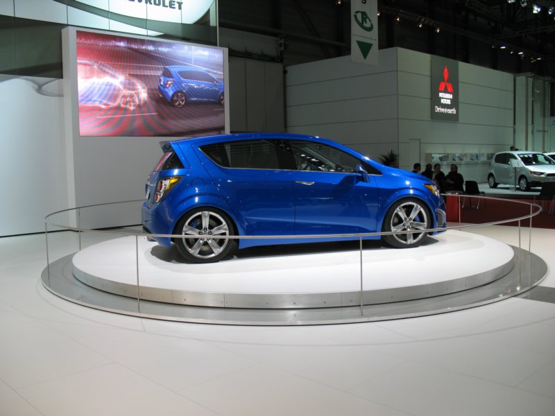 chevroletaveors13.jpg