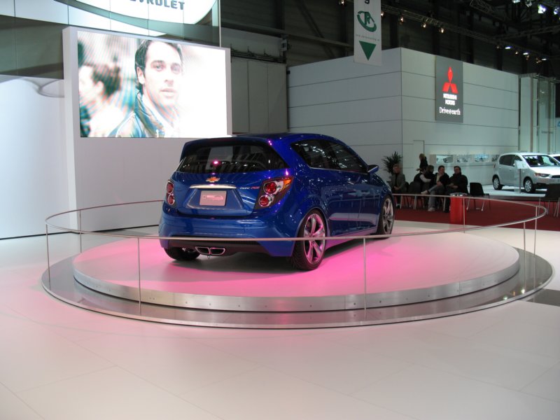 chevroletaveors18.jpg
