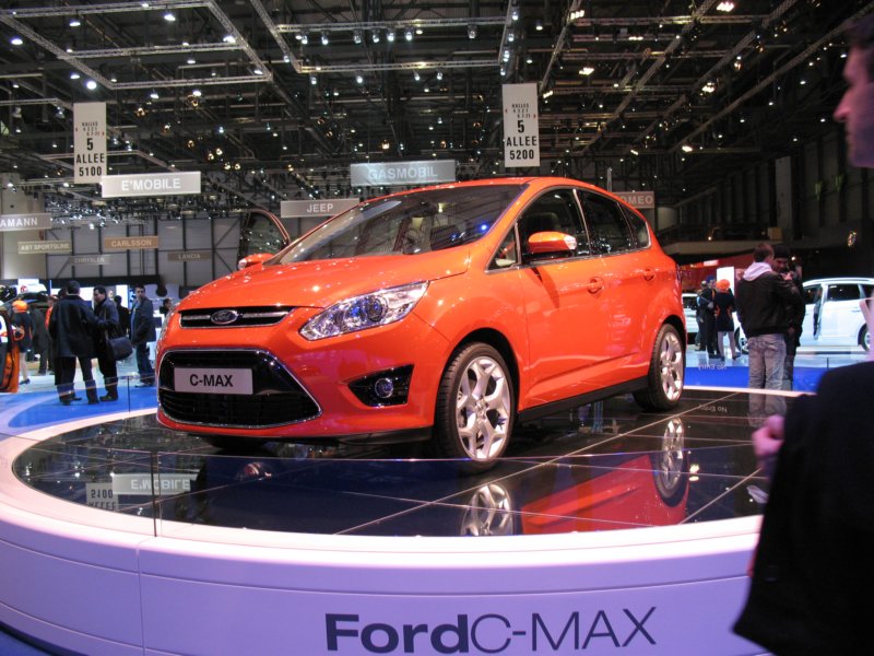 fordcmax16.jpg