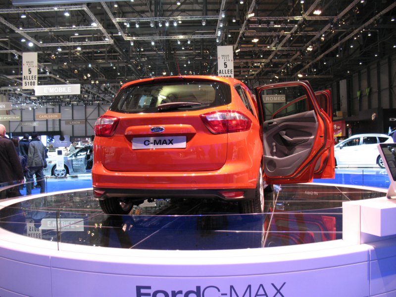 fordcmax3.jpg
