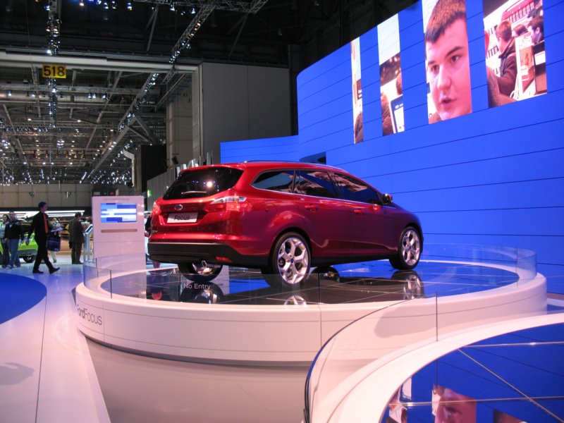 fordfocussw7.jpg