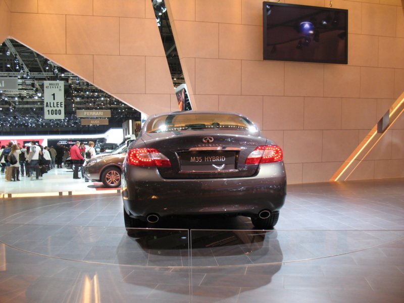 infinitim35hybrid16.jpg