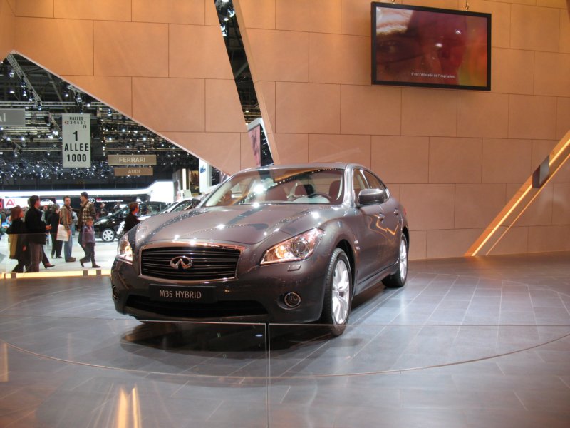infinitim35hybrid24.jpg