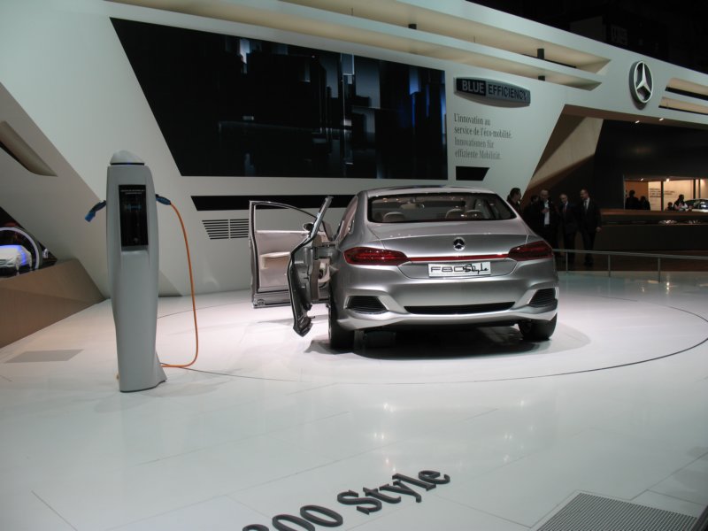 mercedesf800style15.jpg