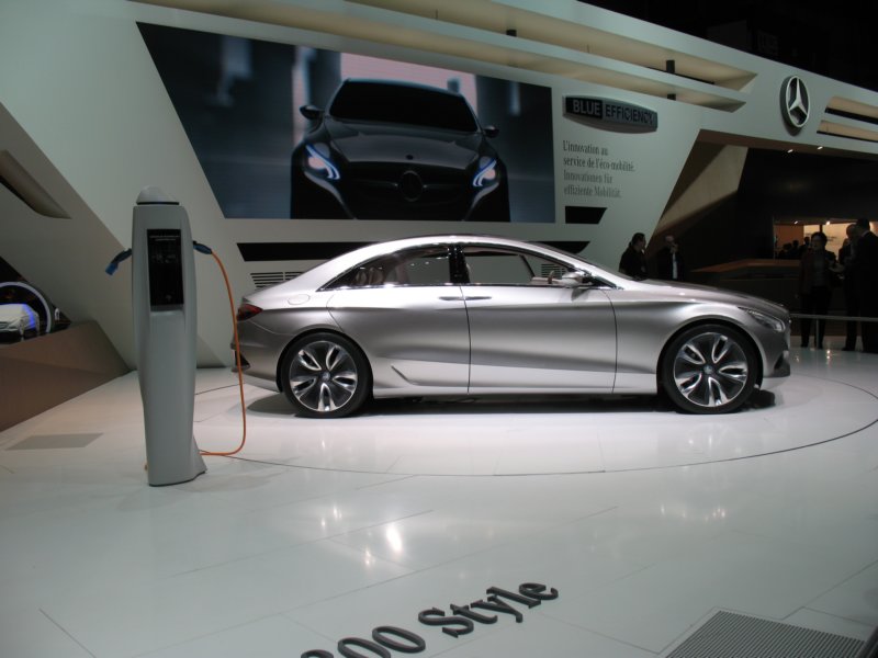 mercedesf800style22.jpg