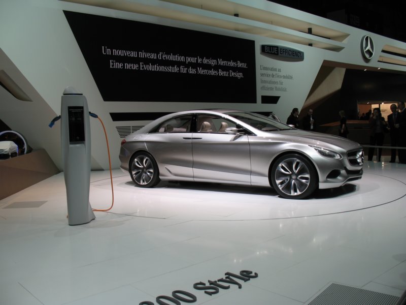 mercedesf800style23.jpg