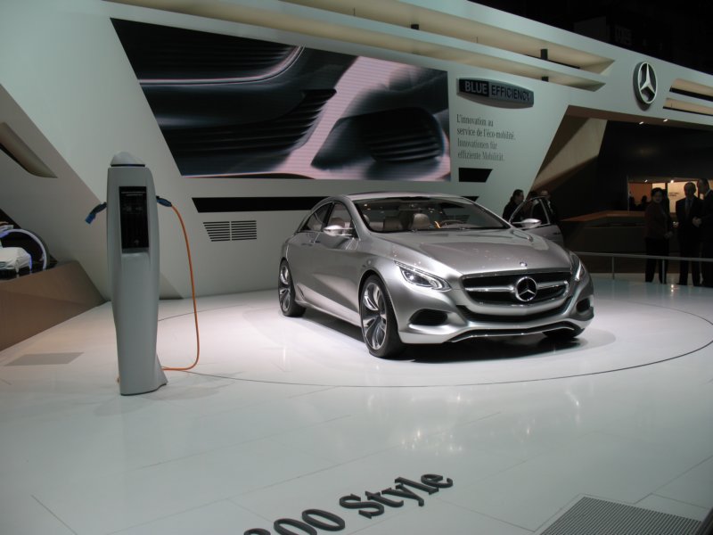 mercedesf800style30.jpg