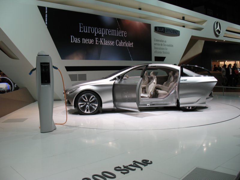 mercedesf800style5.jpg