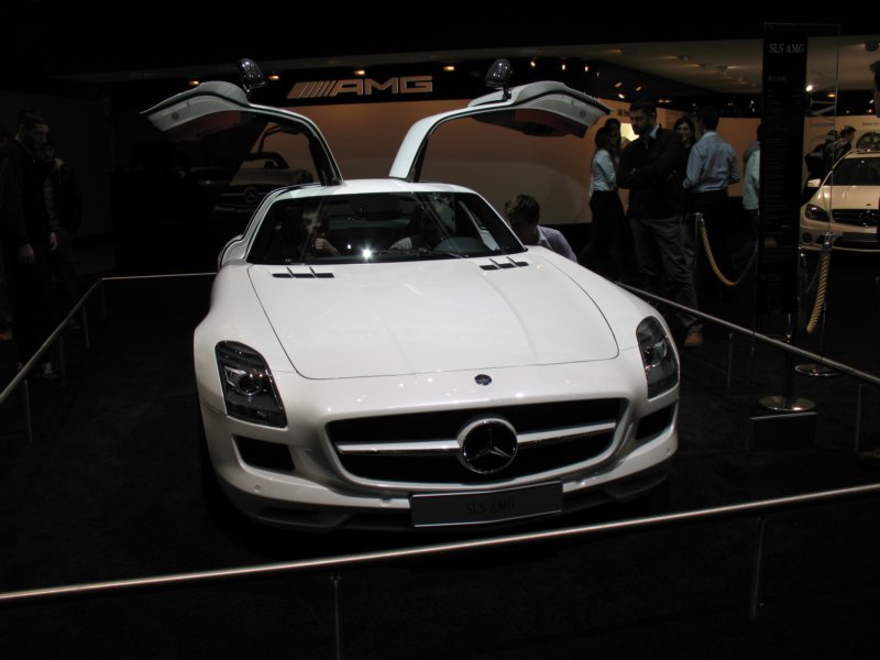 mercedesslsamg8.jpg
