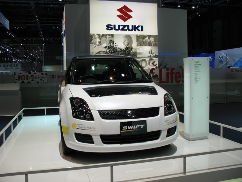 suzukiswiftpluginhybrid12.jpg