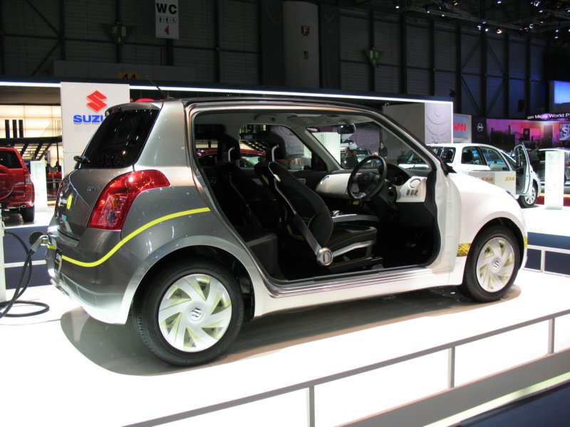 suzukiswiftpluginhybrid6.jpg