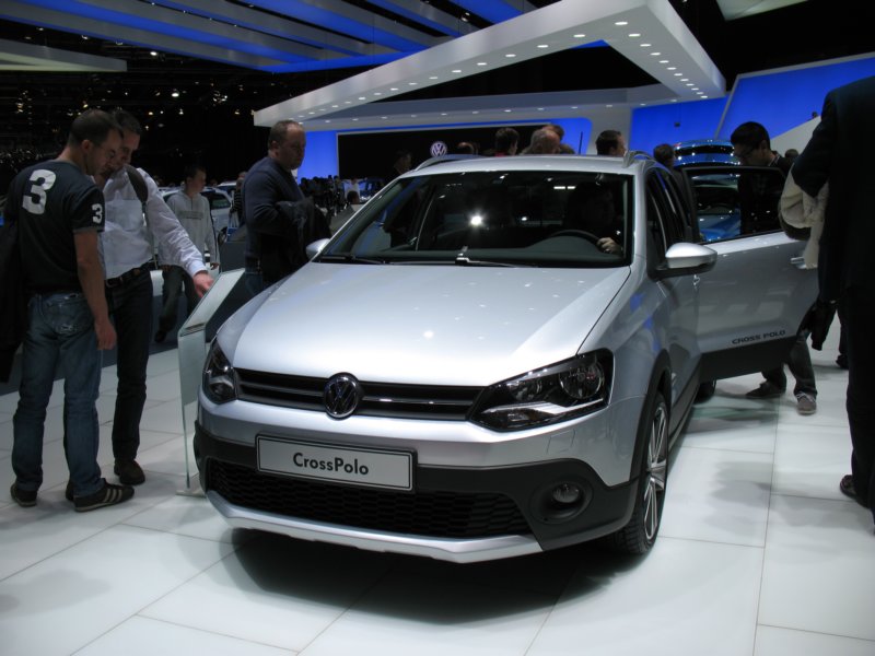vwcrosspolo5.jpg