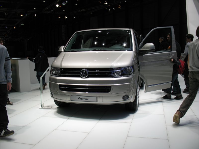 vwmultivan.jpg