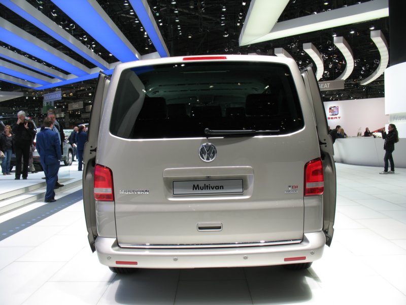 vwmultivan4.jpg